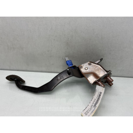 Pedale d'embrayage RENAULT CLIO 3 Photo n°1