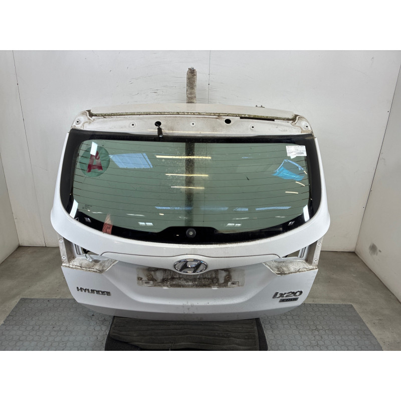 Malle/Hayon arriere HYUNDAI IX 20 Photo n°1