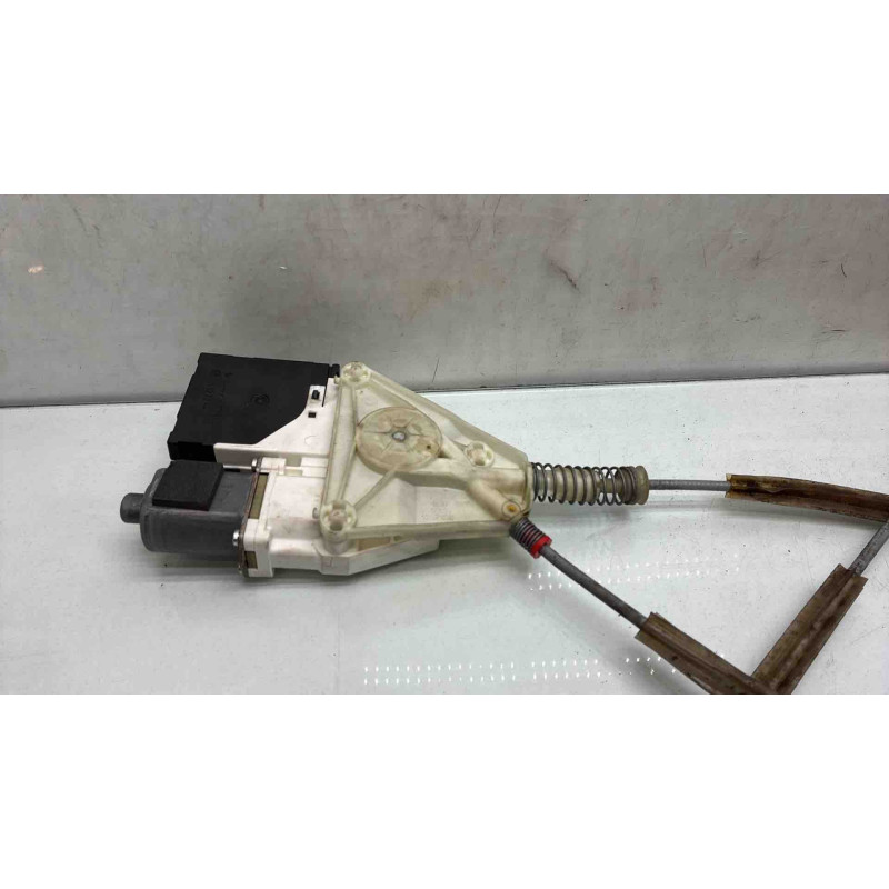 Leve vitre electrique avant gauche AUDI A3 2 Photo n°3