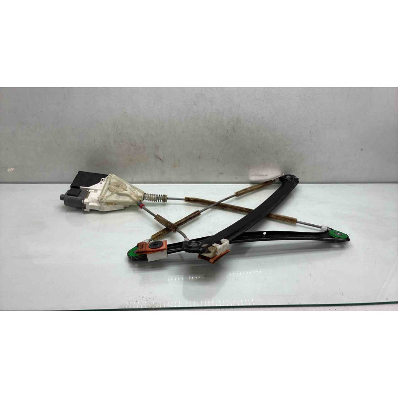 Leve vitre electrique avant gauche AUDI A3 2 Photo n°4