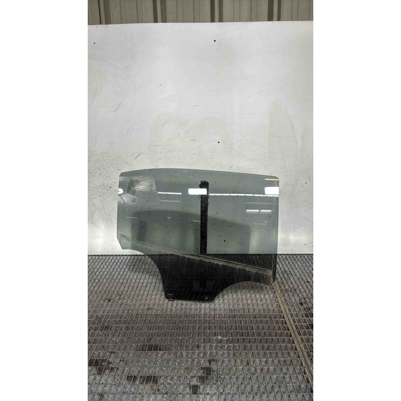 Vitre arriere droit CITROEN C3 3 Photo n°1