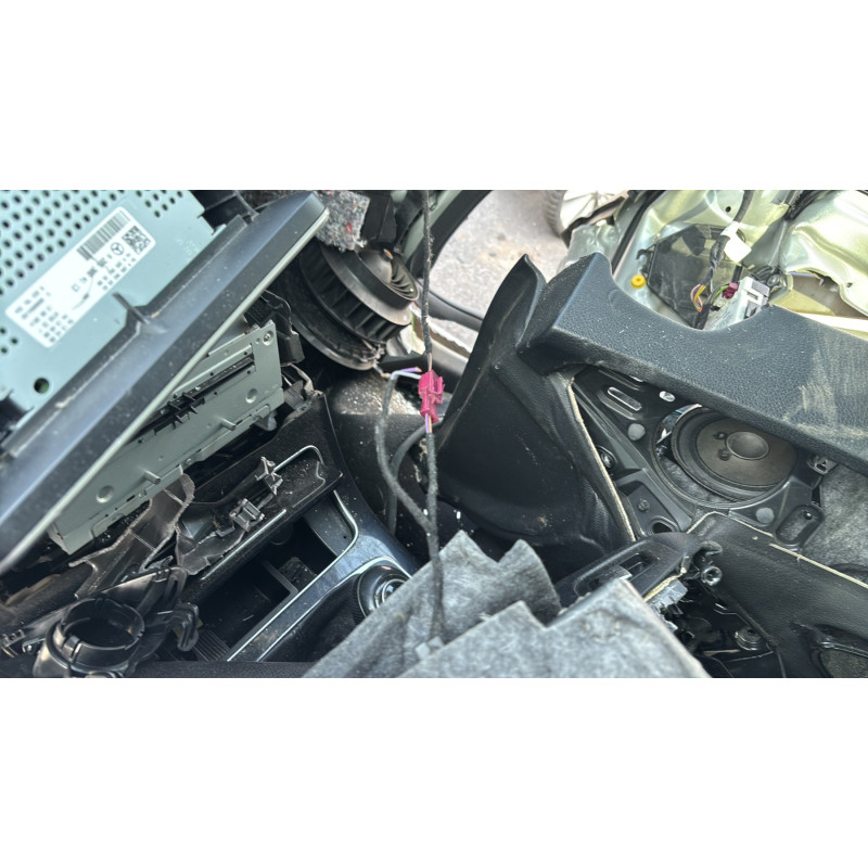Porte avant gauche MERCEDES CLASSE C 205 Photo n°20