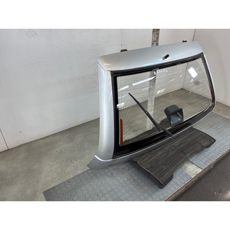 Malle/Hayon arriere SUZUKI SWIFT 2 Photo n°3