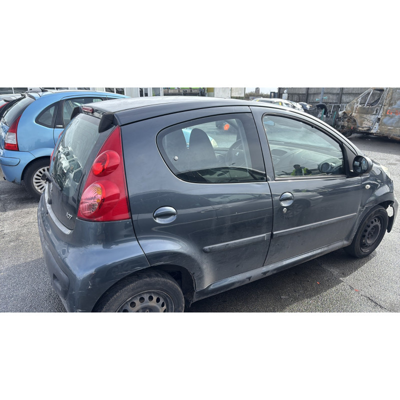 Capot PEUGEOT 107 Photo n°10
