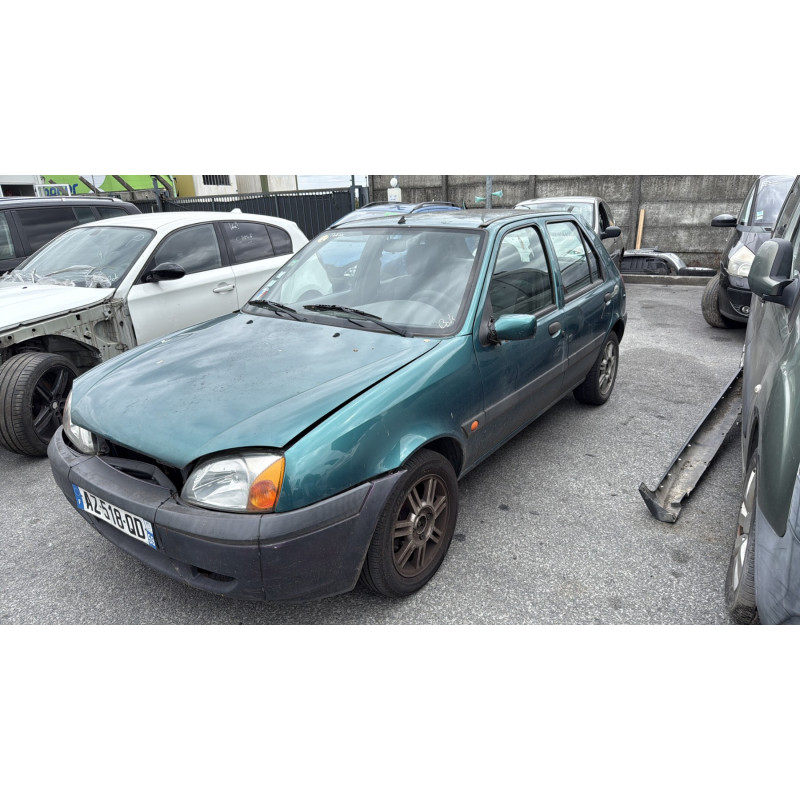 Pare choc arriere FORD FIESTA 4 Photo n°6