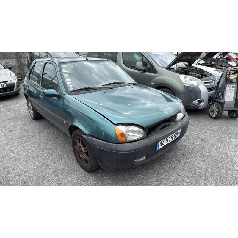 Pare choc arriere FORD FIESTA 4 Photo n°7
