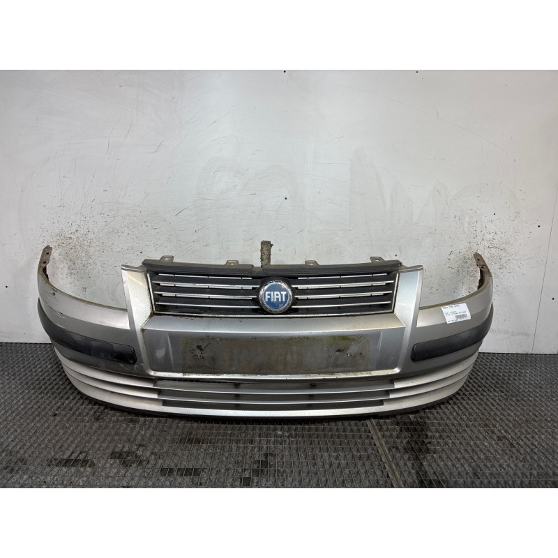 Pare choc avant FIAT STILO Photo n°3