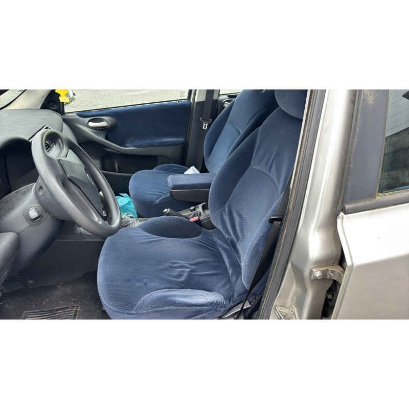 Pare choc avant FIAT STILO Photo n°14