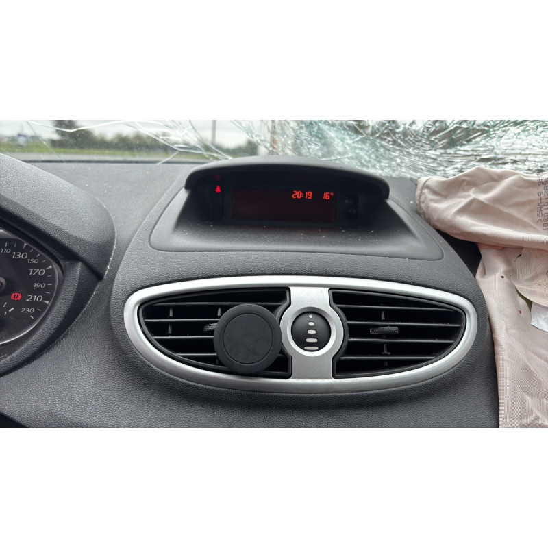 Custode arriere droit (porte) RENAULT CLIO 3 Photo n°20
