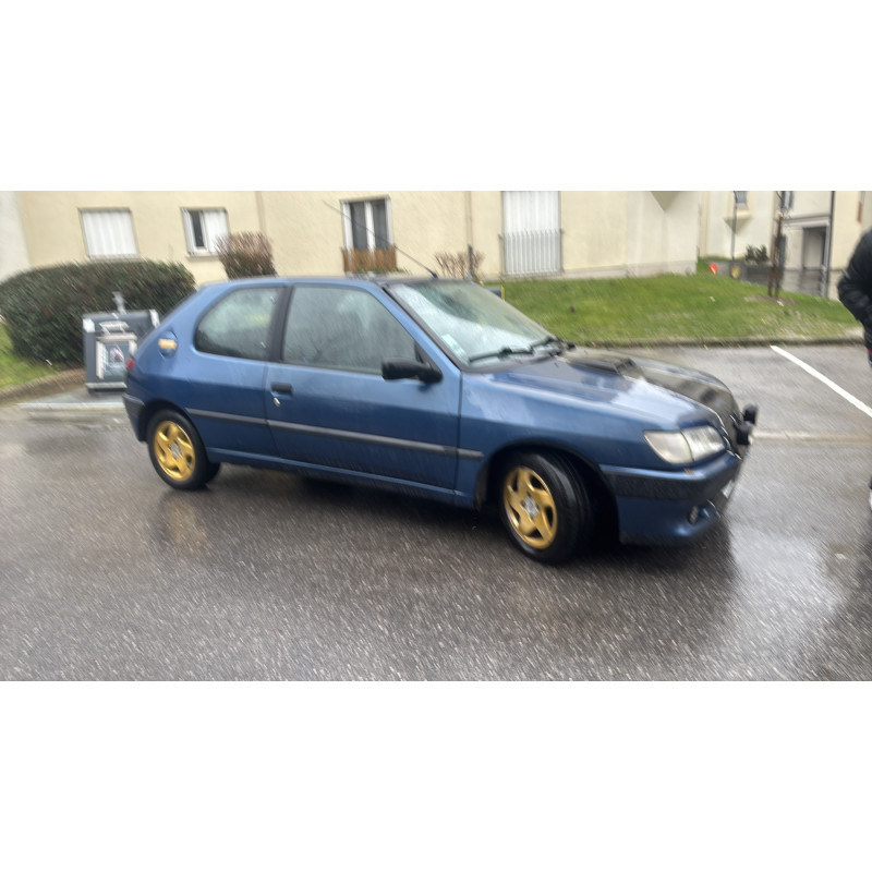 Aile avant gauche PEUGEOT 306 Photo n°4