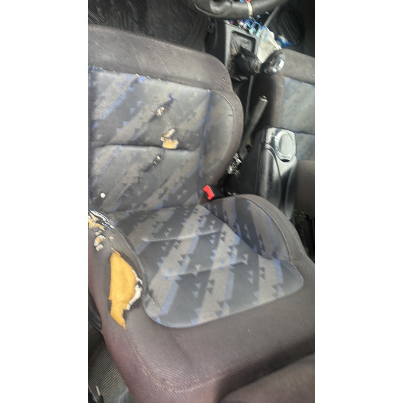 Porte avant droit PEUGEOT 306 Photo n°17