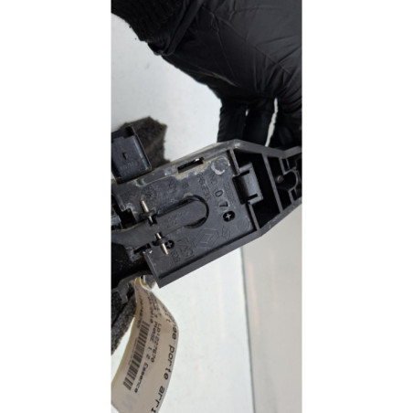 Poignee porte arriere droit RENAULT LAGUNA 3