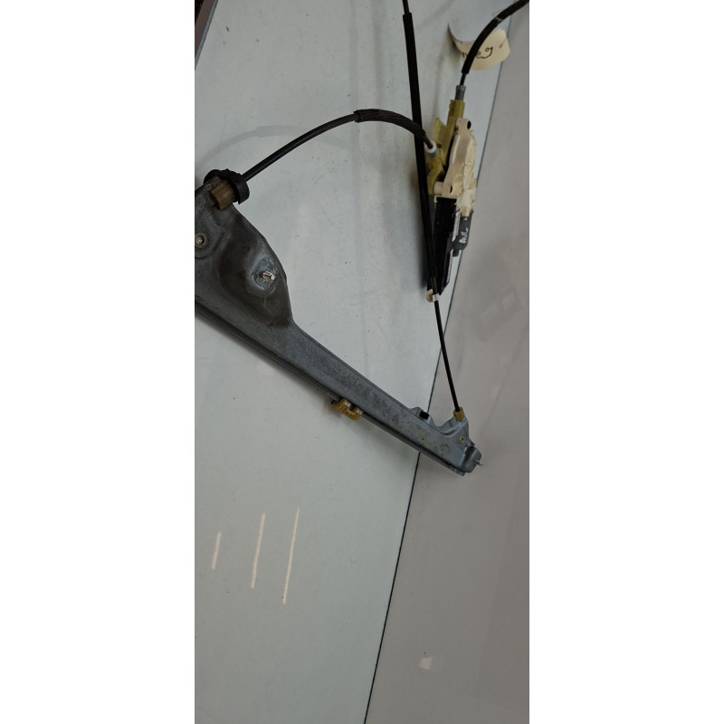Leve vitre electrique avant gauche RENAULT LAGUNA 3 Photo n°5