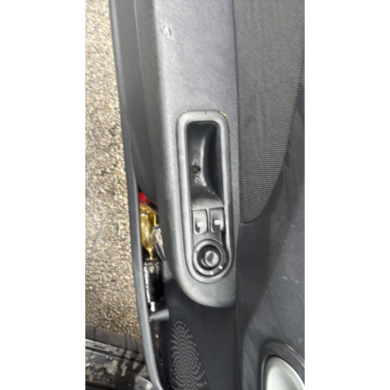 Pare choc avant RENAULT TWINGO 2 Photo n°17