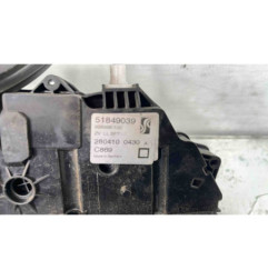 Serrure avant droit FIAT GRANDE PUNTO