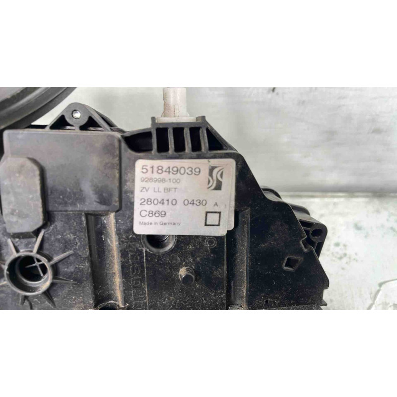 Serrure avant droit FIAT GRANDE PUNTO Photo n°5