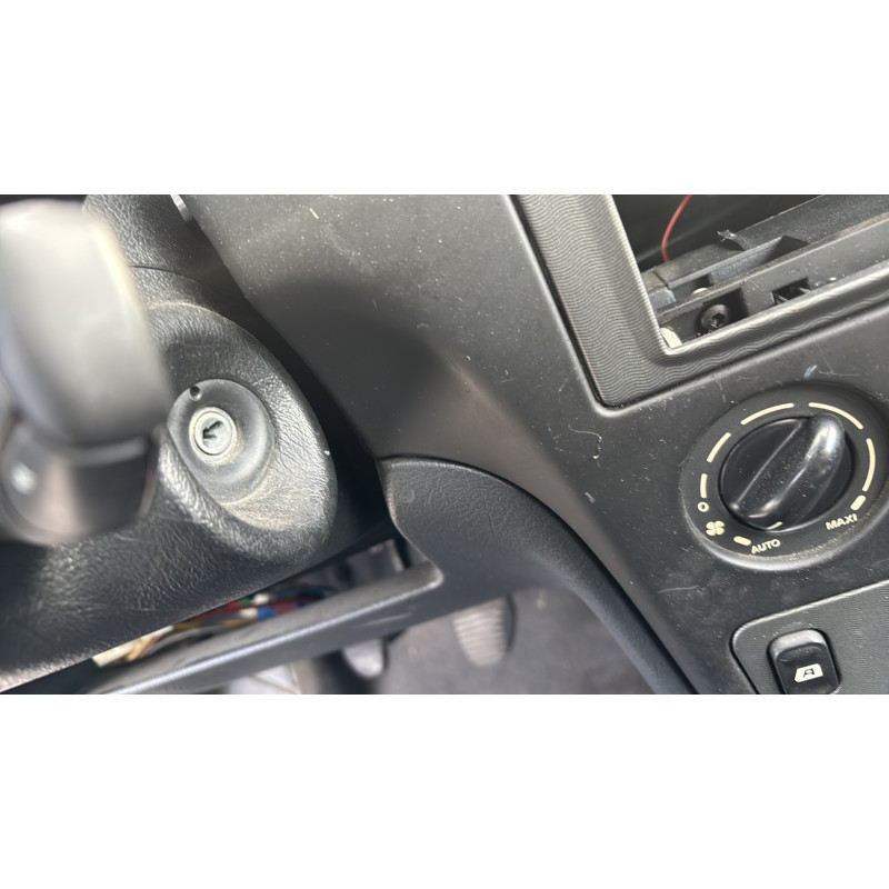 Porte avant droit CITROEN XSARA Photo n°20