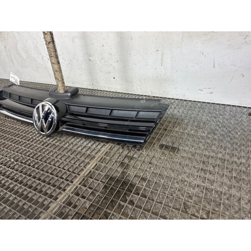 Calandre VOLKSWAGEN GOLF 7 Photo n°4