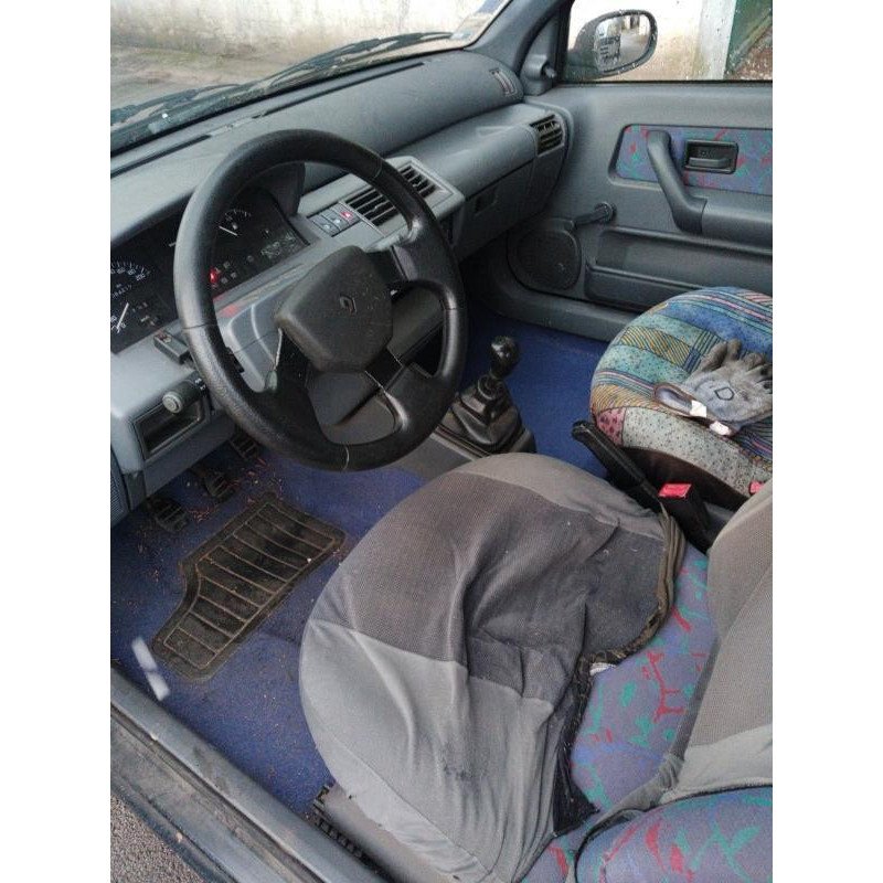 Malle/Hayon arriere RENAULT CLIO 1 Photo n°13
