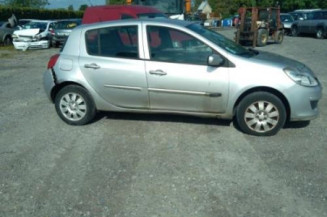 Retroviseur gauche RENAULT CLIO 3
