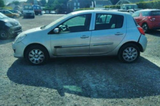 Retroviseur gauche RENAULT CLIO 3