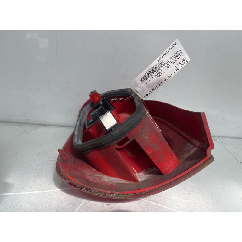 Feu arriere principal droit (feux) CITROEN XSARA PICASSO Photo n°4