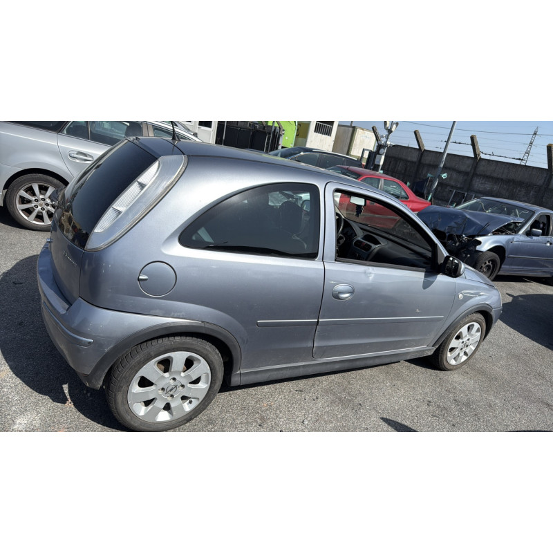 Aile avant gauche OPEL CORSA C Photo n°10