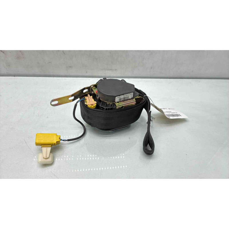 Pretensionneur de ceinture avant droit VOLKSWAGEN POLO 4 Photo n°5