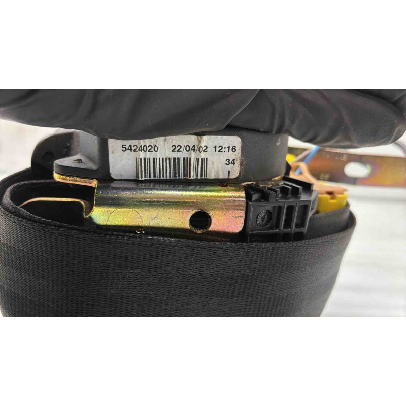 Pretensionneur de ceinture avant gauche VOLKSWAGEN POLO 4 Photo n°4
