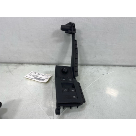 Interrupteur de leve vitre avant gauche AUDI A3 2