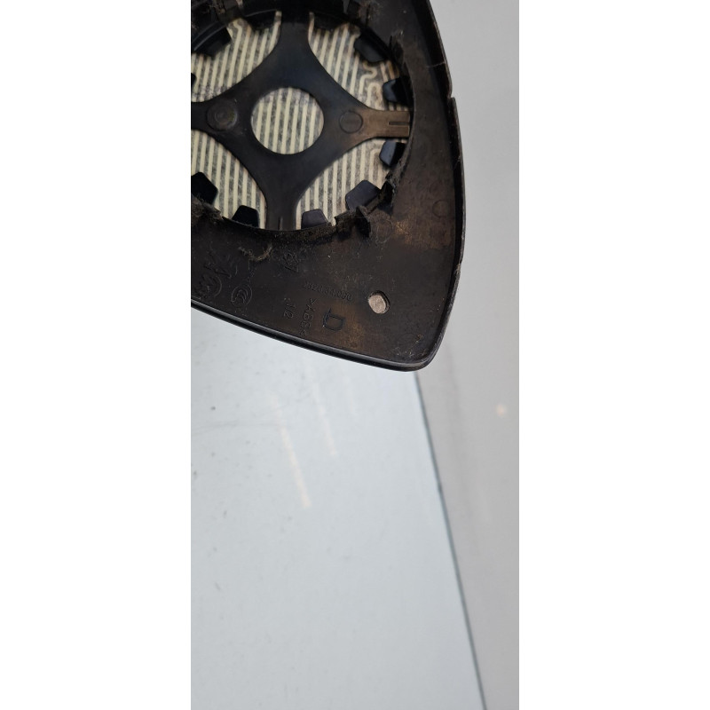 Glace retroviseur droit PEUGEOT 208 1 Photo n°4