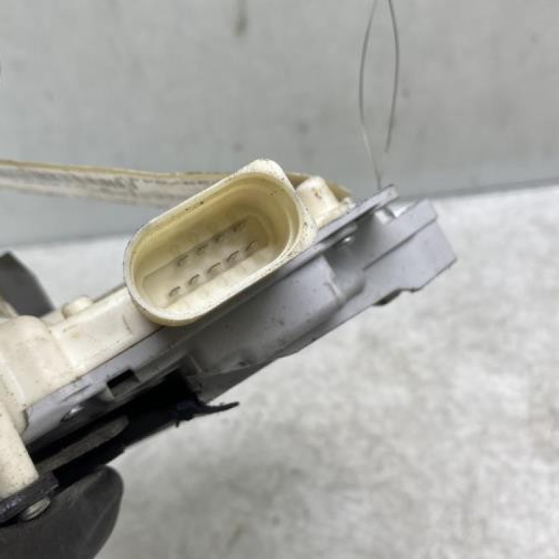 Serrure arriere droit AUDI Q7 1 Photo n°3