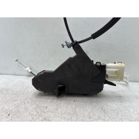 Serrure avant gauche PEUGEOT 407
