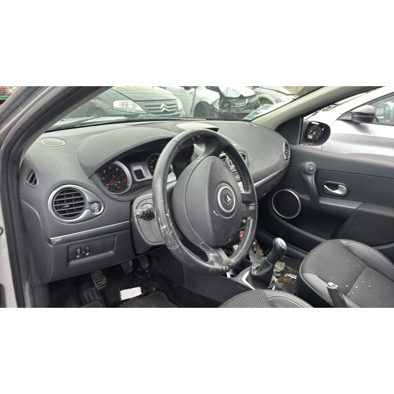 Neiman RENAULT CLIO 3 Photo n°13