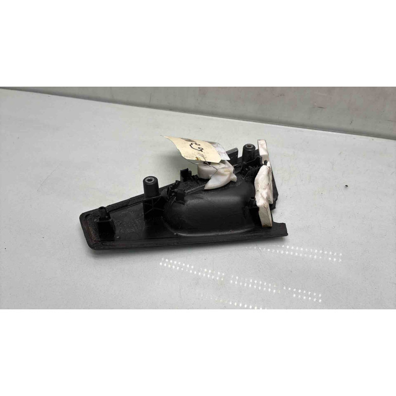 Poignee porte arriere gauche RENAULT CLIO 4 Photo n°2