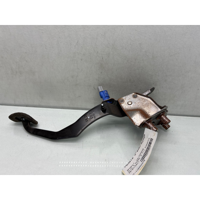 Pedale d'embrayage RENAULT CLIO 3 Photo n°1