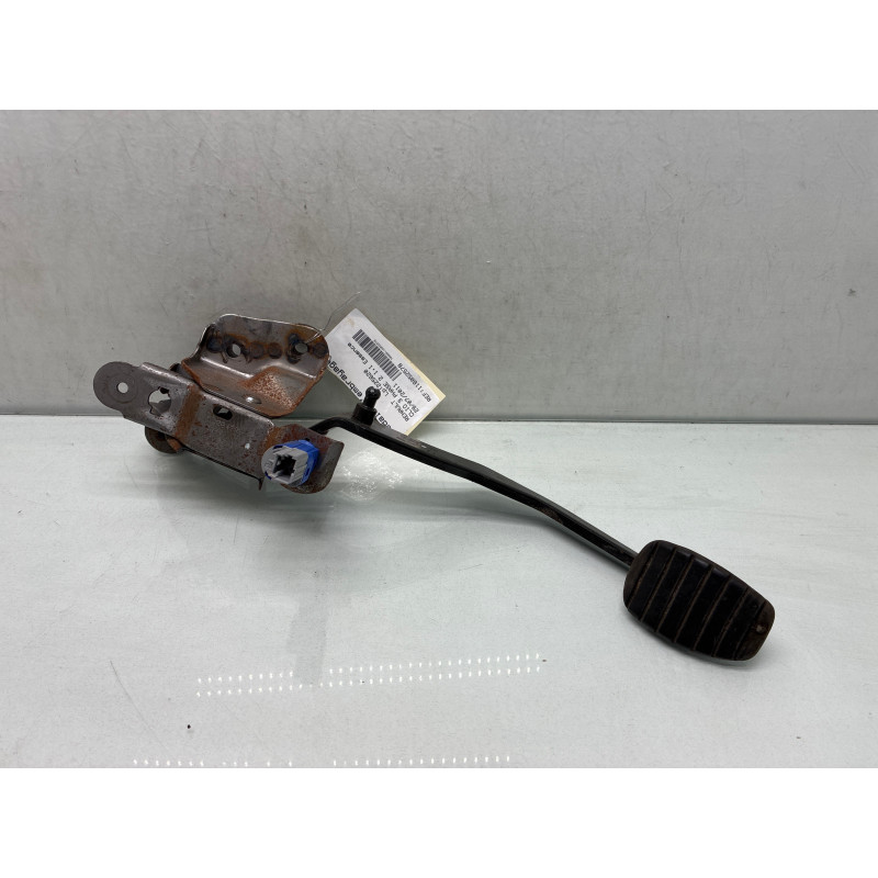 Pedale d'embrayage RENAULT CLIO 3 Photo n°2