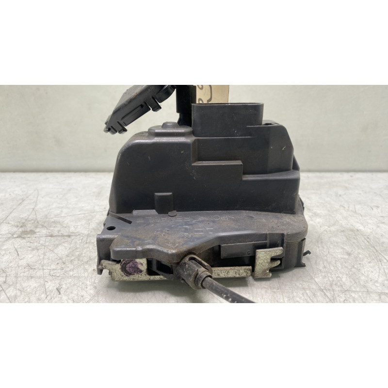 Serrure arriere gauche RENAULT GRAND ESPACE 4 Photo n°3