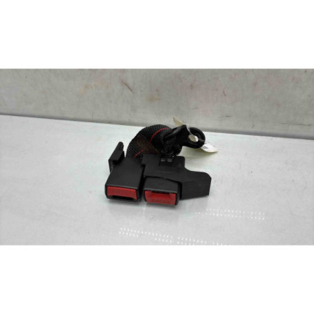 Attache ceinture arriere droit RENAULT CLIO 3 Photo n°1