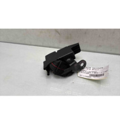 Attache ceinture arriere droit RENAULT CLIO 3