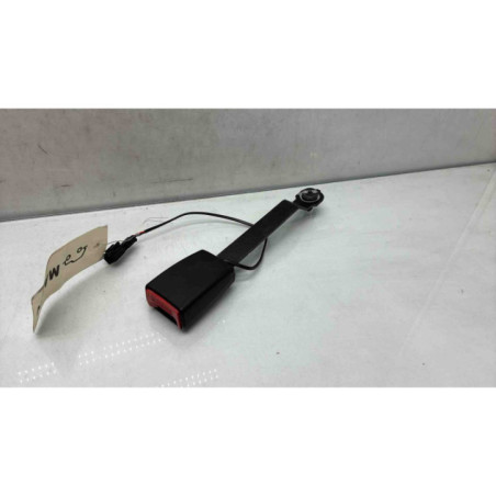 Attache ceinture avant gauche RENAULT CLIO 3 Photo n°1