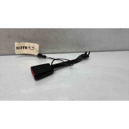 Attache ceinture avant gauche RENAULT CLIO 3