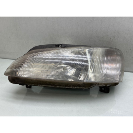 Optique avant principal gauche (feux)(phare) PEUGEOT 106