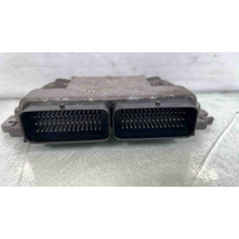 Calculateur moteur RENAULT CLIO 2 Photo n°3