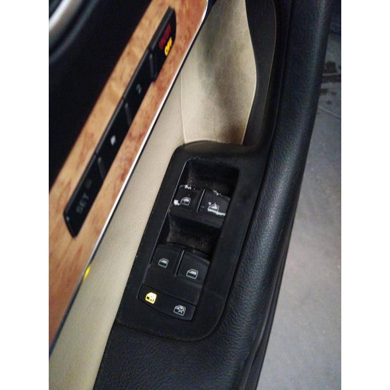 Serrure arriere gauche AUDI A6 3 Photo n°8