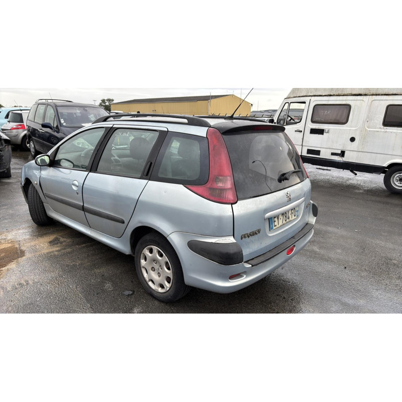 Verin de coffre PEUGEOT 206 Photo n°12