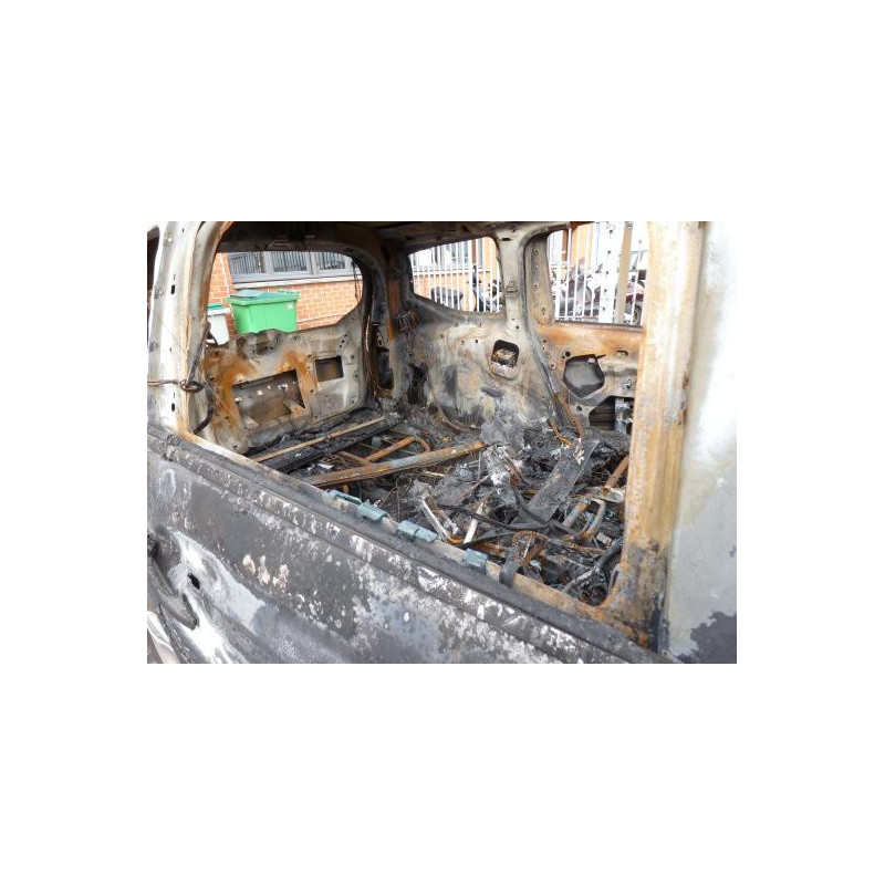 Etrier avant gauche (freinage) PEUGEOT 5008 1 Photo n°5
