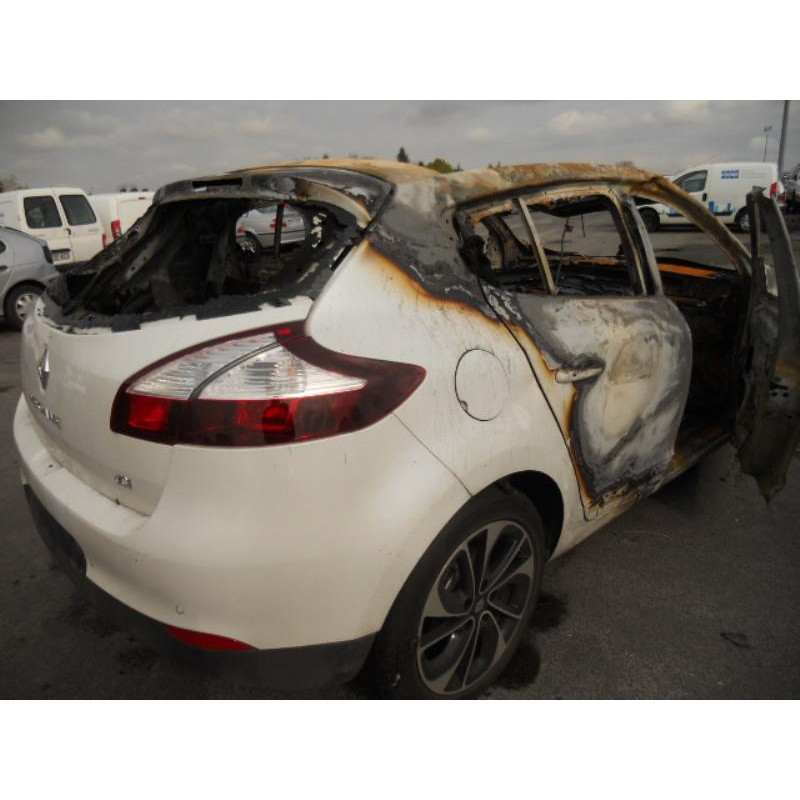 Etrier avant gauche (freinage) RENAULT MEGANE 3 Photo n°6