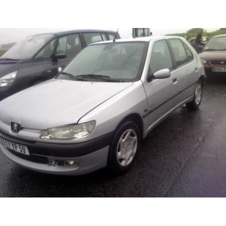 Etrier avant droit (freinage) PEUGEOT 306 Photo n°1
