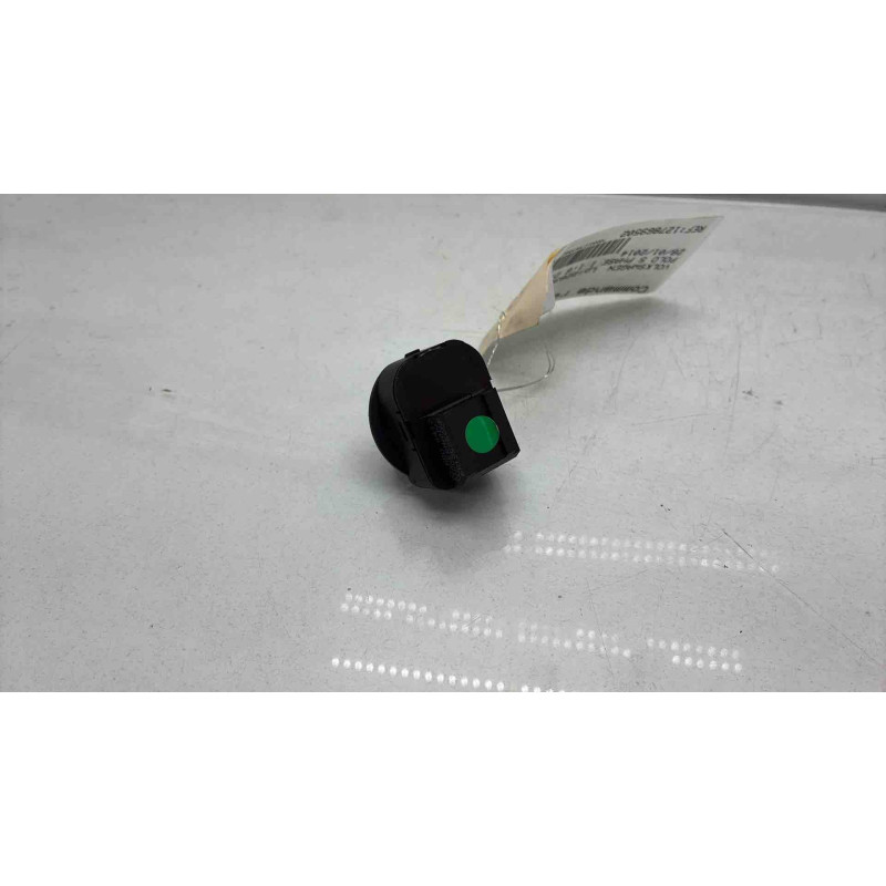 Commande retroviseurs VOLKSWAGEN POLO 5 Photo n°4